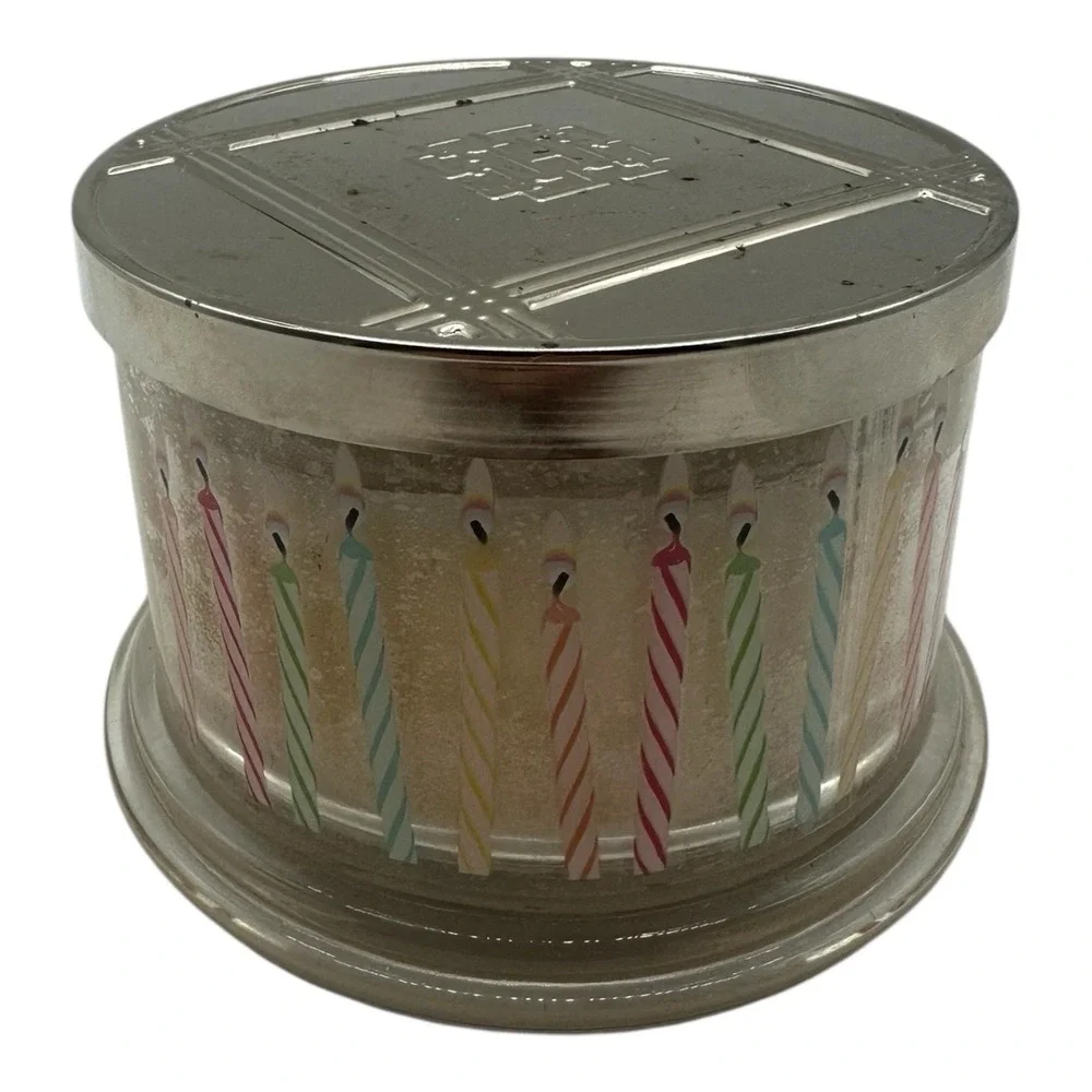 HomeWorx‎ by Harry Slatkin Birthday Cake 4-Wick 18oz Candle NEW